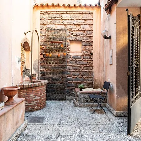 Castello Ursino - With Balcony Catania