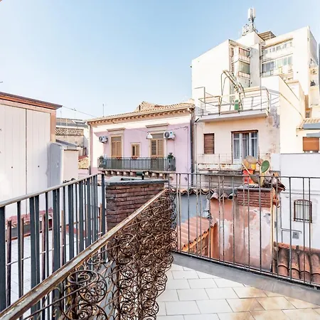 Castello Ursino - With Balcony Appartamento *